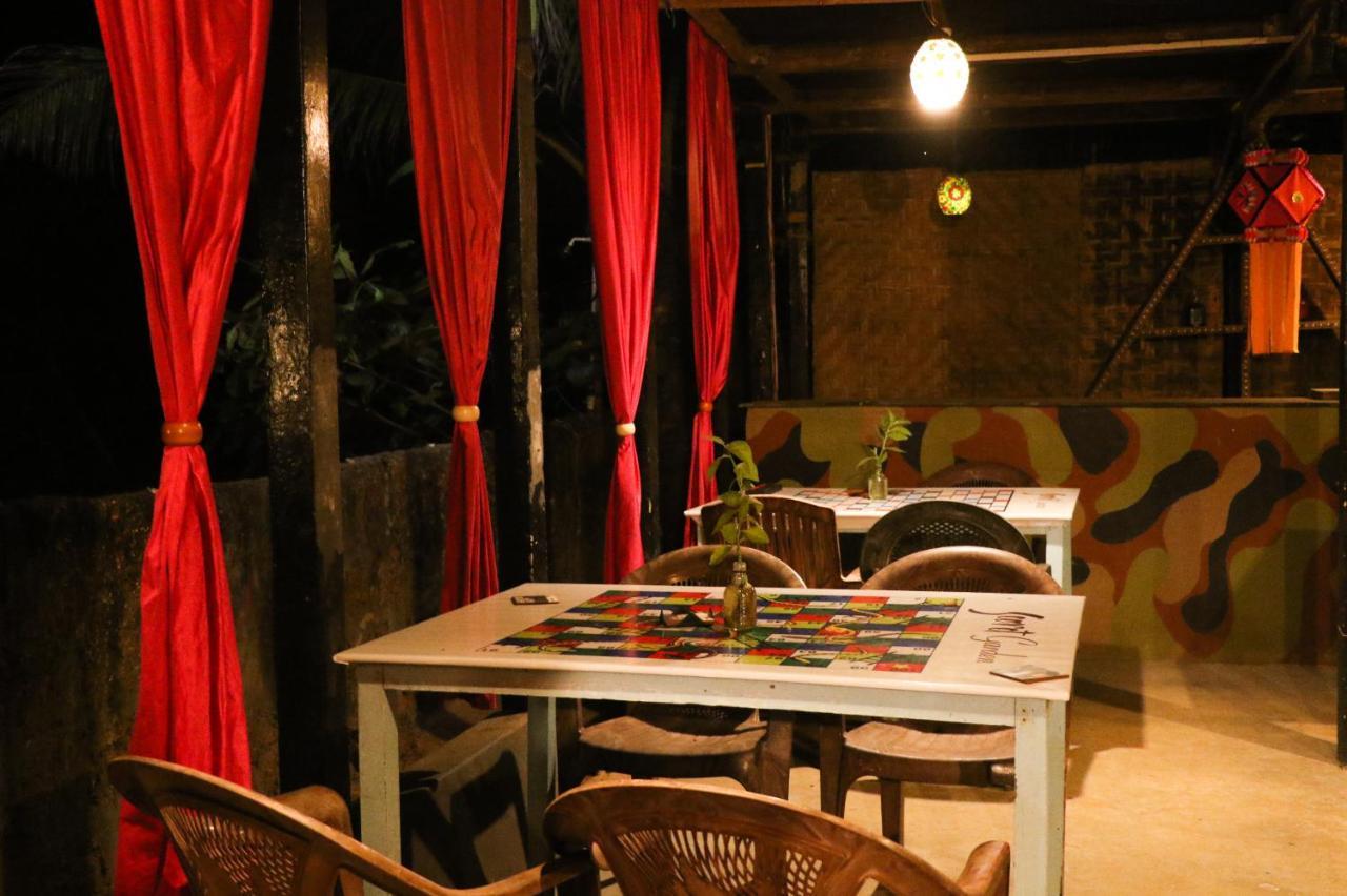 Secret Garden Arambol Hotel ภายนอก รูปภาพ