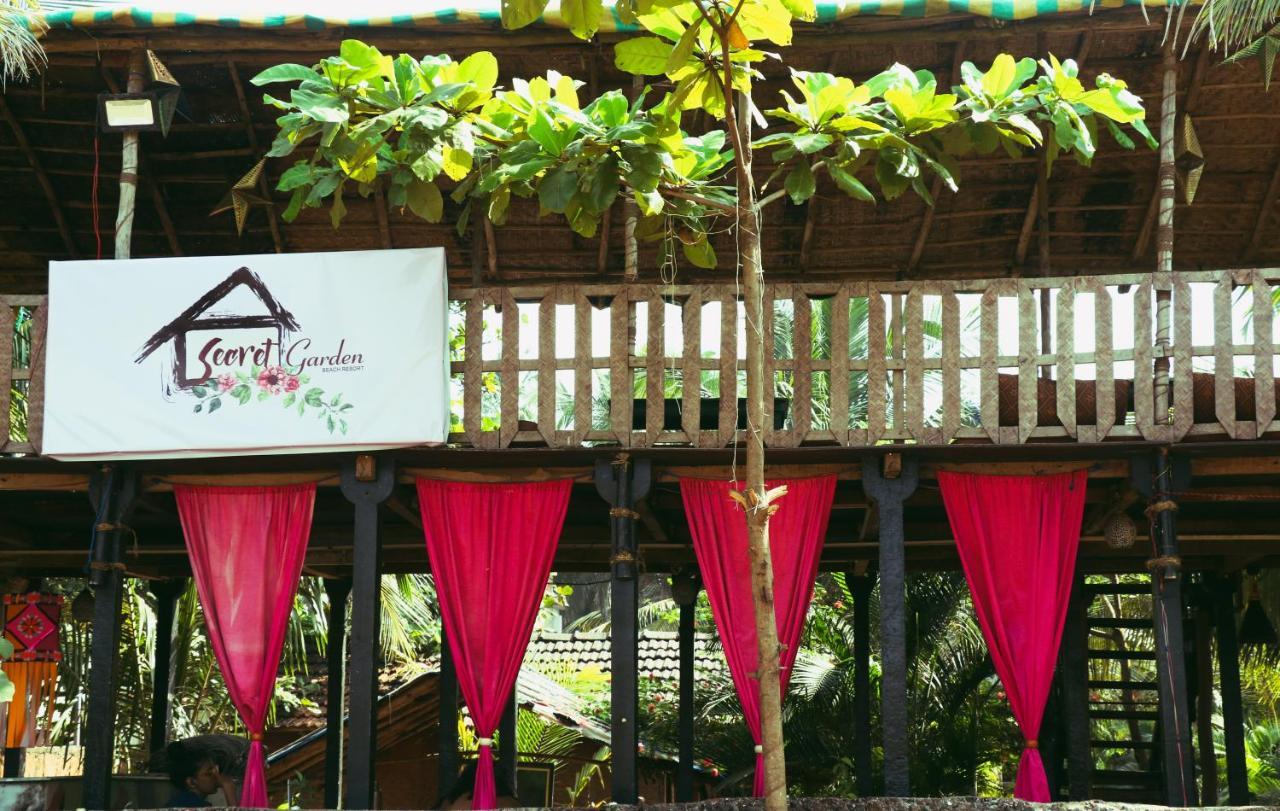 Secret Garden Arambol Hotel ภายนอก รูปภาพ