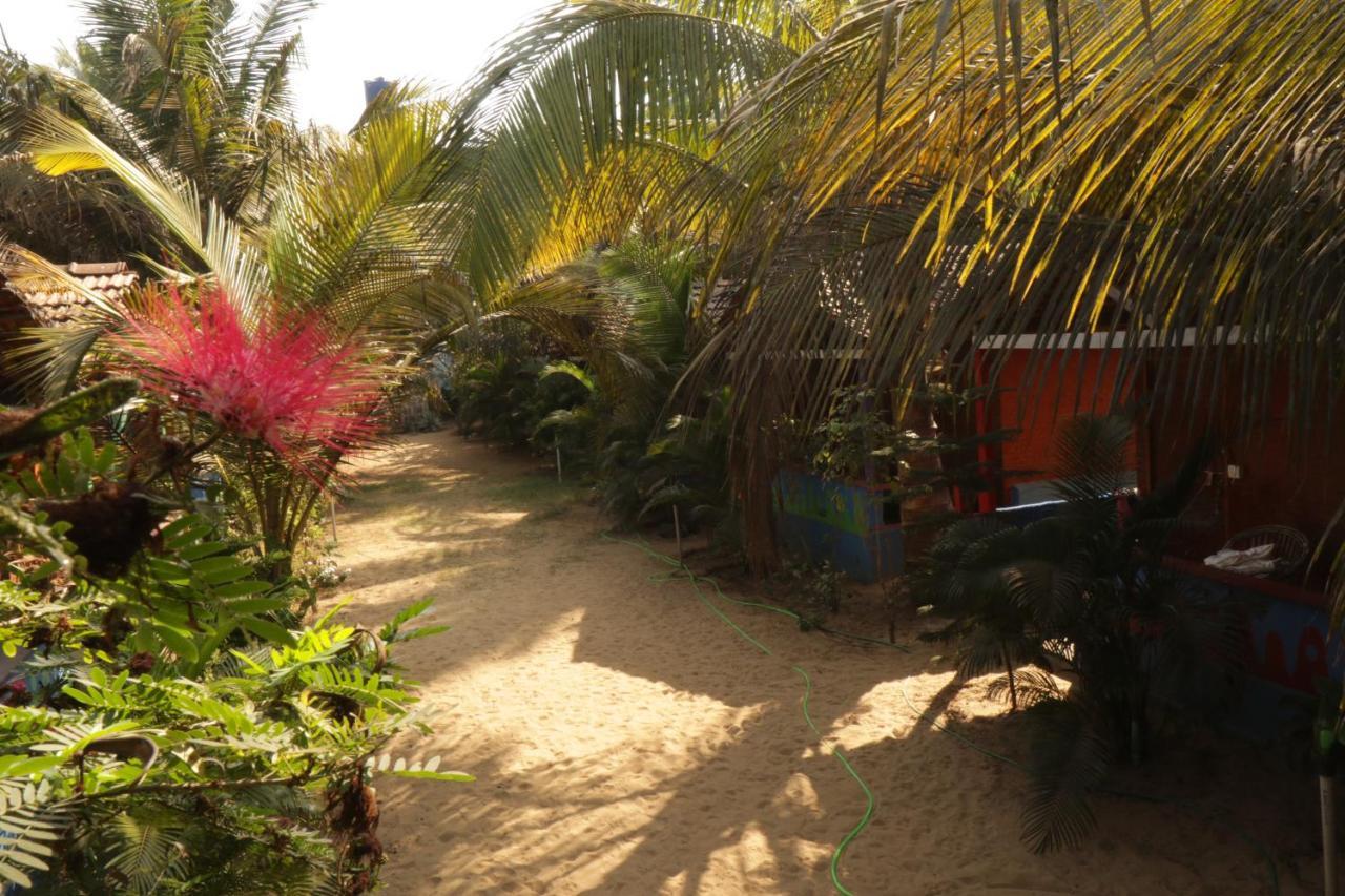 Secret Garden Arambol Hotel ภายนอก รูปภาพ