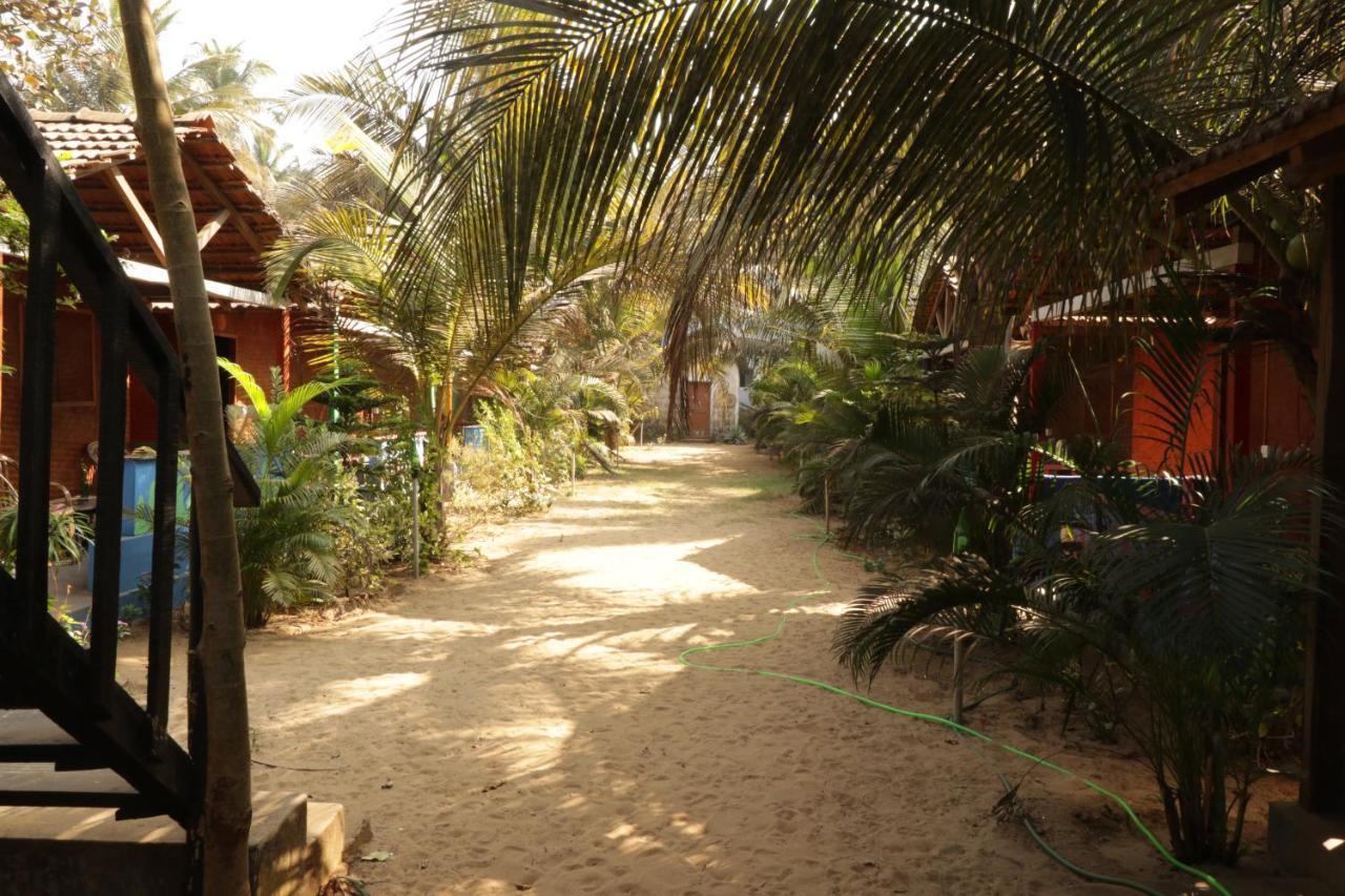 Secret Garden Arambol Hotel ภายนอก รูปภาพ